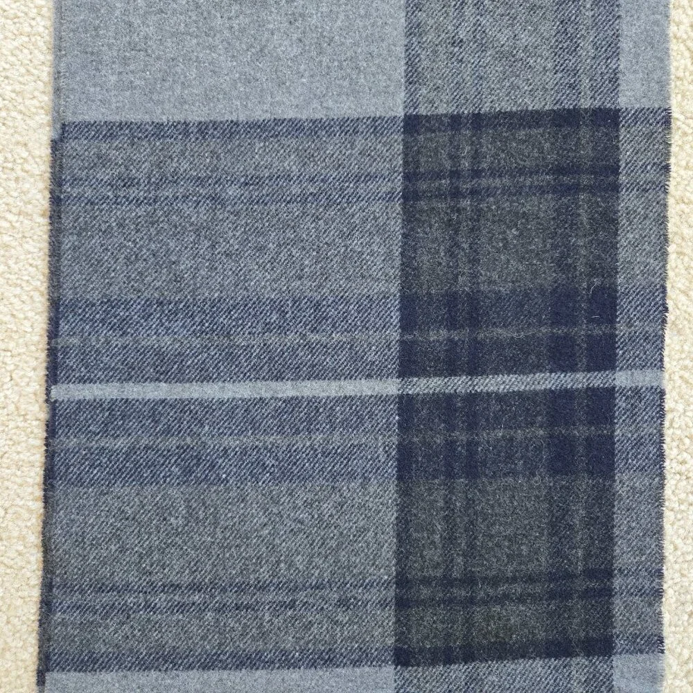 NWT Italian Woolen Treasures Wool Plaid Fringe Scarf
